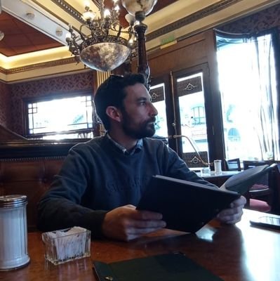 serás lo que quieras ser, o no serás nada.
