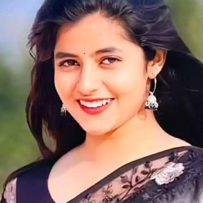 ACTOR / MODEL / BLOGGER
LOVE YOU MAA