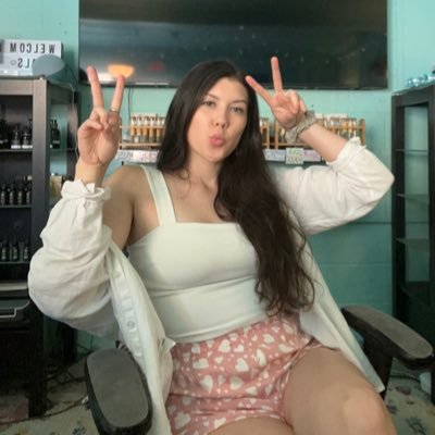 cerinazzz's profile picture. ΛΠΧ 🦋