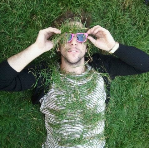 Dj, remixer. Deep House/Nu Disco.
Spring 2012 mix is finally on, right after an amazing WMC !!
http://t.co/49Pbp8EX3q