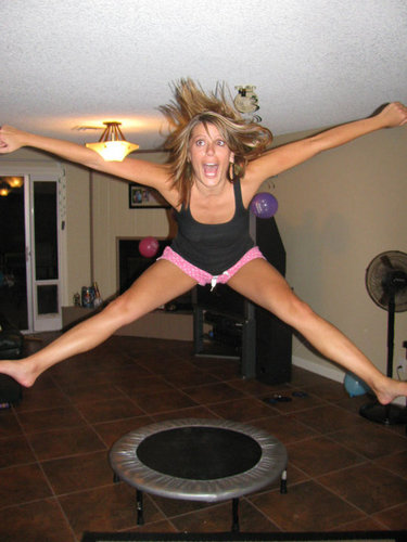 NicoleMaree85's profile picture. 