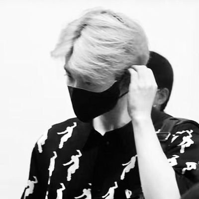 mlx7zq's profile picture. 