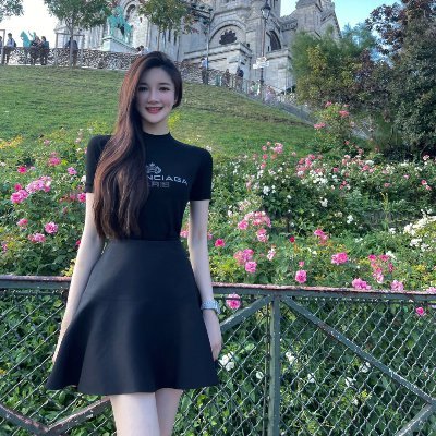 Shans527188's profile picture. Angel investors. Reject cryptocurrencies. Invest only in gold and silver and real estate, and textiles (medical).
