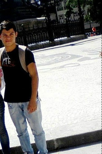 atento a todo momento vivendo certos acontecimentos (♫
