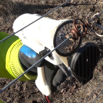 budoumakituru's profile picture. ぶどうの巻き蔓を少しでも処理しやすくするために！！
皆様のおかげで製品化しました！今後は使い方など発信してきます！
刃物の町　岐阜県関市のカミソリメーカーです。