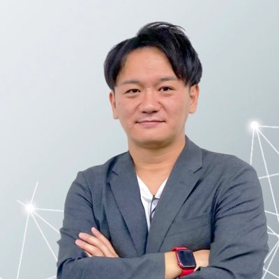 🇯🇵総合職 → 🇮🇹会長秘書→🇺🇸マーケ,セールス→🇯🇵COO→🇯🇵⚽️マーケ。自分で会社も持っている。 人の心の柔らかい部分を大切に。 English is available
