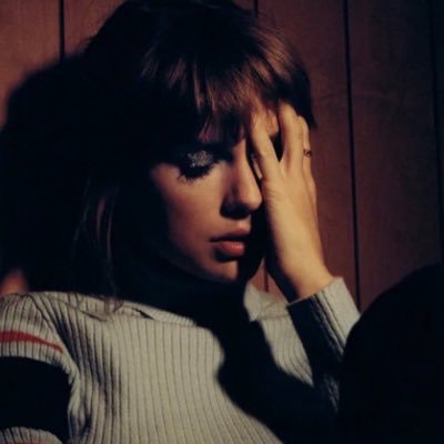 gotwineforyou's profile picture. Taylor Swift and HAIM enthusiast 💫