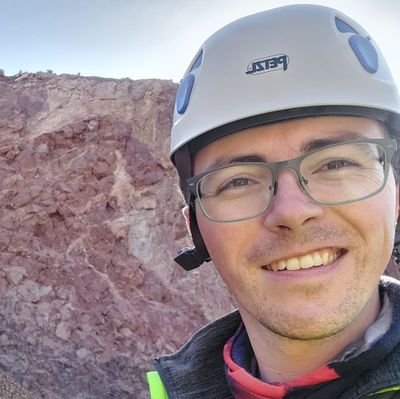 #PhD, #planetary #volcanologist @cbkpan,
#volcano #deformation #modeling, #scicomm,
#EDI officer @VIPSCommission,
He/Him, Husband & twin dad,
Tweets = my own.