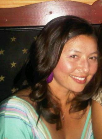 Lisa Strack is an energetic social connector, and diversity and belonging consultant helping businesses to their ultimate best!