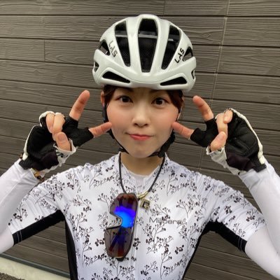 Twitter始めてみました🕊 Instagramメインです。 フォローお待ちしております🤍自転車乗ってます🚲