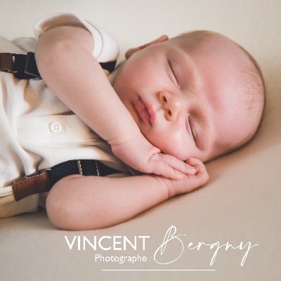 Photographe Mariage, Grossesse et naissance. Je vous accompagne partout en Provence pour tous vos heureux événements.
#Photographe @VincentBergny
#VincentBergny