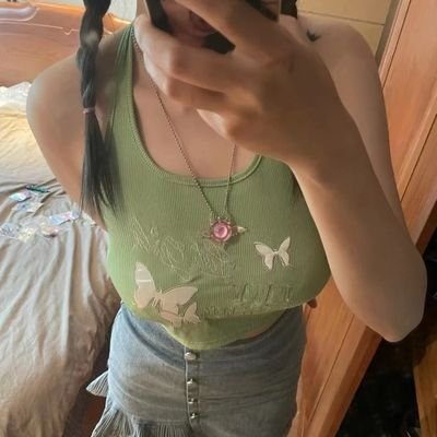 skheyw17's profile picture. 