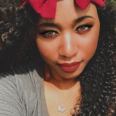 🌺🍍Caribbean-American Voice🎙️Actor🦋| True Crime Stories + Lattes|Podcast Host|MedStudent|Influencer|Muslimah|روح جميلة|Unique in every way😉|Quirky Gal 👠👠