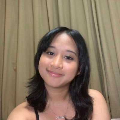 _nicoleooo's profile picture. watermelon moon