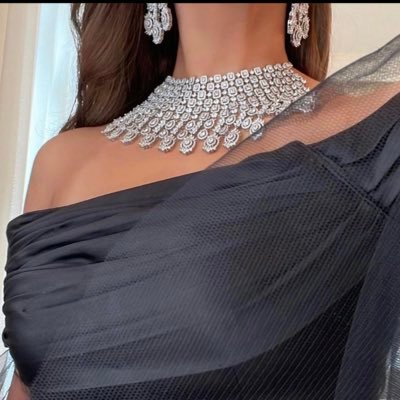 AlatiyahEbtisam's profile picture. E khalifa