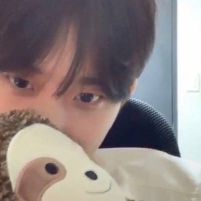 quddnd_luv's profile picture. 아무튼간에~