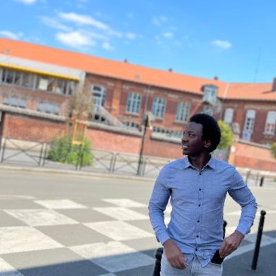 LeCaid5's profile picture. Étudiant en droit à l'université UPHF