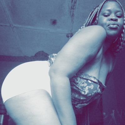 Elena56308608's profile picture. Funny to be wth🤣