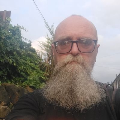 Single Grandpa.
2000ad Fan. I try to write things.
I used to review Comics, Books, Film, TV, Live Events - maybe I'll do it again.
Holding on best I can