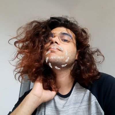 Tenho 1,70 e uma navalha 🦉✨🐺 (He,they) |·| licenciado e traumatizado