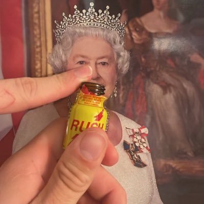 icecreamslots's profile picture. who is she / followed by poor decisions