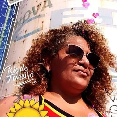 Sem Limites 😛
sem Dúvidas
Sem Lenço
Sem Documento
Por aí Sempre 🌻