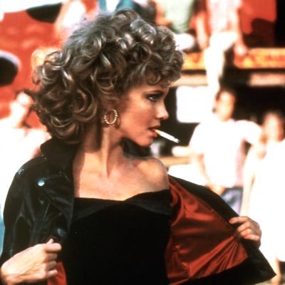 26 anni, maestra all’infanzia 👩🏼🏫 , appassionata di tv, serie tv, musica, danza e calcio.