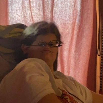 bravomorox's profile picture. She/Her | ptdr mon tn c 'prout' à l'envers | Heureuse maman d'un Dyson V8 ❤️