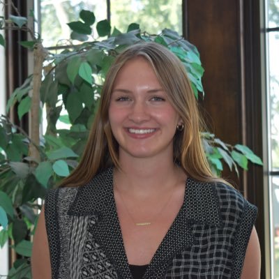 Marketing and Communications Specialist @fargoparks 🚣🏽🌲🐿 ! Opinions tweeted are my own.