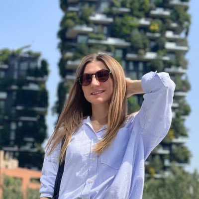 anastasiatk's profile picture. BR & PM | FinTech | Mentor 🧭