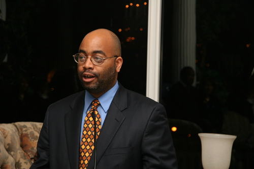 A former White House staffer, Co-Curator of Proclaiming Colorado's Black History Exhibit, Blacks in CO HOF. For food stuff, visit @soulfoodscholar.