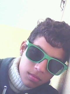 Sou um cara que nao ligo para brigas
mais nao forga muito q eu esculhaxo