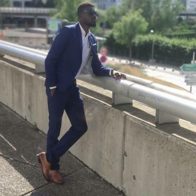 Darkaust's profile picture. chi va piano, va sano e va lontano
#DavidRibeiro