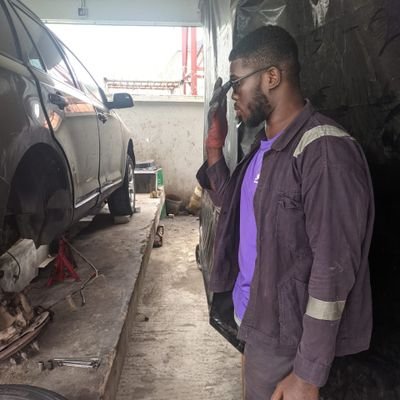 Automobile Technician trained by Automedics Limited. 

Specialized in japanese vehicle Toyota,Lexus  kia, Hyundai, Ford

BSc Mech 
kindly DM for any inquiries.