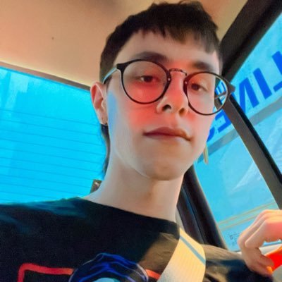 occasional streamer | mtl | he/him | very serious artist/gamer | 🏹