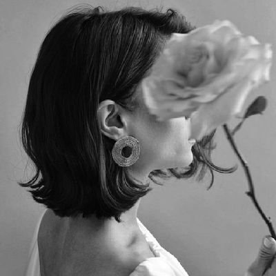 Wasusays's profile picture. 𝓢𝓮𝓵𝓮𝓷𝓸𝓹𝓱𝓲𝓵𝓮🌙
Fragrance of a Dead Rose🥀
https://t.co/GNK8uW9wEh