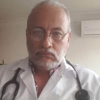 Médico Cirujano. 32 años al servicio del Distrito de Agua Blanca (Cali).