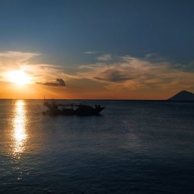 Moniqburnama's profile picture. 