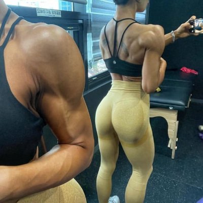 LambertRhys7's profile picture. `_____我主号 @l4jyert5ns14216