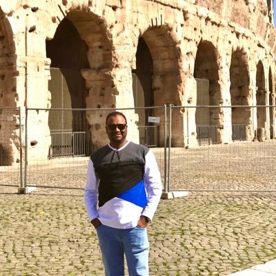 m7md7sn14's profile picture. human & storyteller@Life Circus