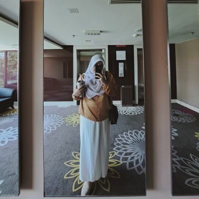 _adlinasyamimi's profile picture. 