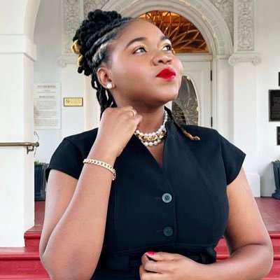 Life & Wellness Coach - Social Communicator  - Feminist & Political Activist - Motivational Speaker & Writer…