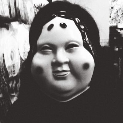 ninadesu's profile picture. 3 1/2 cups self-absorbed and an ounce of teenage drama.