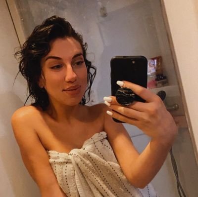(+18)French porn actress/Nominated
Camgirl nude sextapes 1100 media available sur mon MYM en mp 🔞📩
