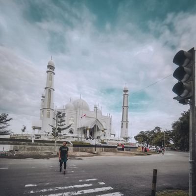 afdhalwi8411's profile picture. Suka sama Manchester United sama Real Madrid...
Indomie kari ayam lover..
Kadang suka ngopi juga, suka baca manga..