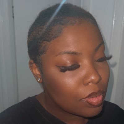 Nonye__u's profile picture. 