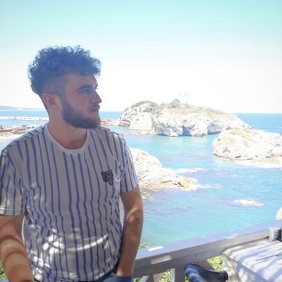 Emre_Kiris's profile picture. White