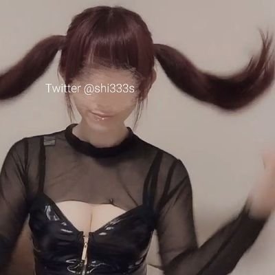 嘔吐、ゲロ動画、エメトフィリア、嘔吐フェチ。

ゲロプレイor郵送可🧸🧸🤍DMは日常垢まで→@shi333s