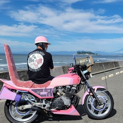 神奈川県の相模原市にてオートバイ、パーツの販売をしています(^_^ゞ
YouTube『ガレヨコ』にて検索してください✨
基本的にInstagrがメインなのでX(旧Twitter)、Facebook、threads 等々は目を通すことがほぼないですので御了承下さい
https://t.co/nGrjkXhoNlガレヨコ