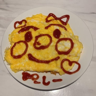 lwjbs8's profile picture. チョコに釣られてやって来る、ガラクタボイスのダメ人間